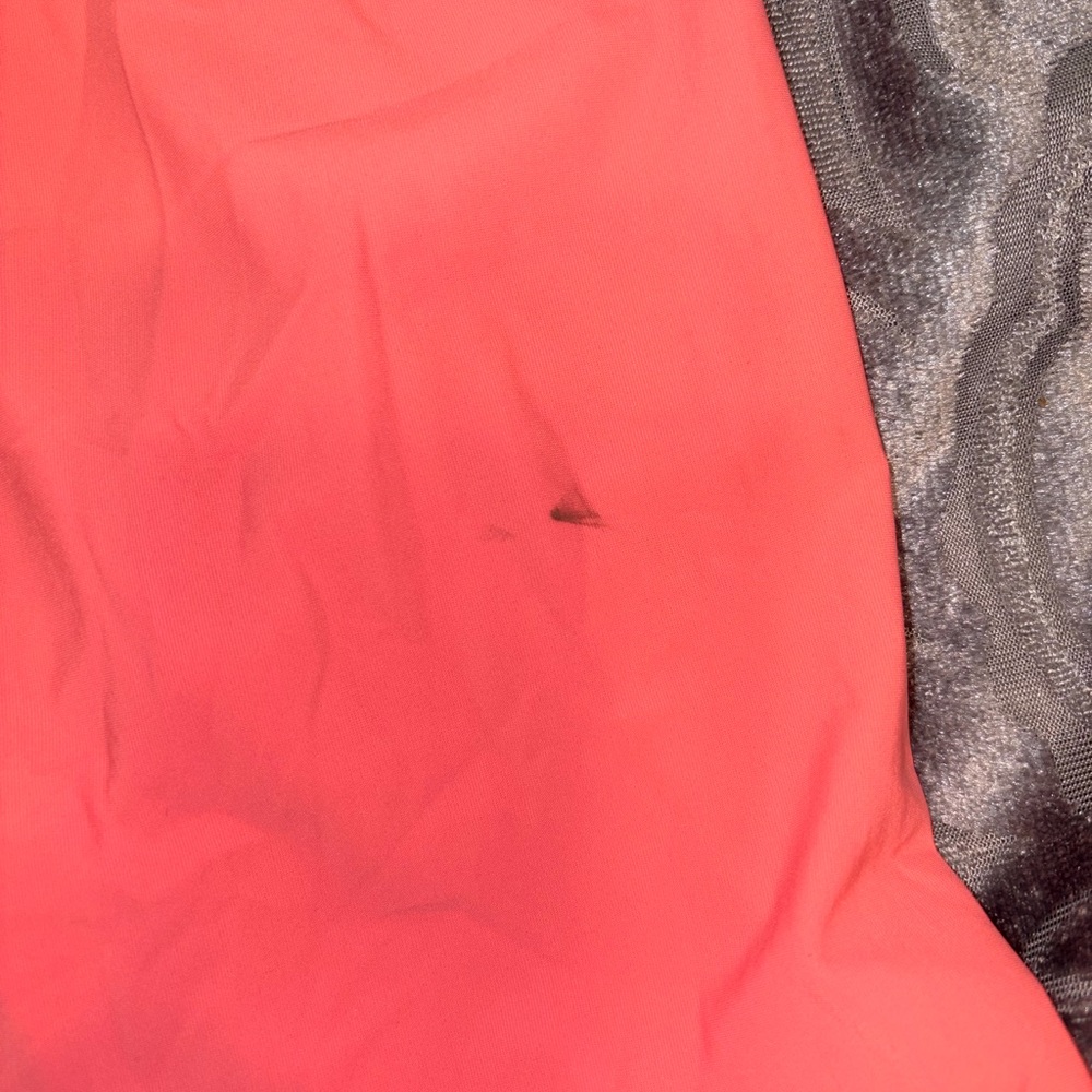 lululemon athletica Vibrant Coral Short Sleeve Tee - Picture 2 of 3